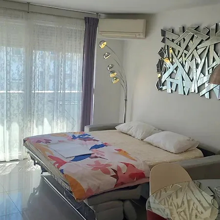 Apartment First Choice