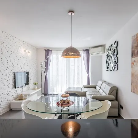 First Choice * Split